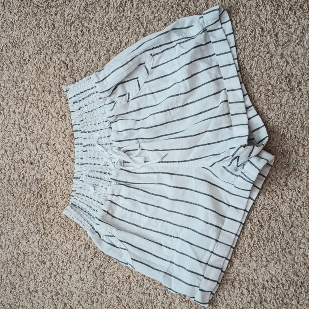 linen shorts